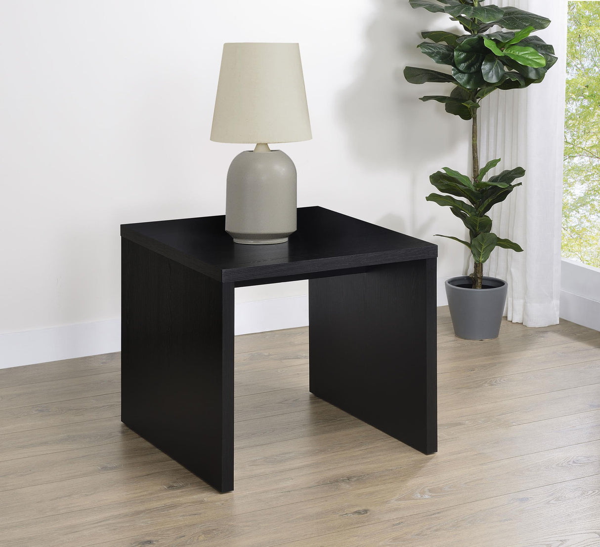 Knapp Black Square Side End Table from Coaster - Luna Furniture