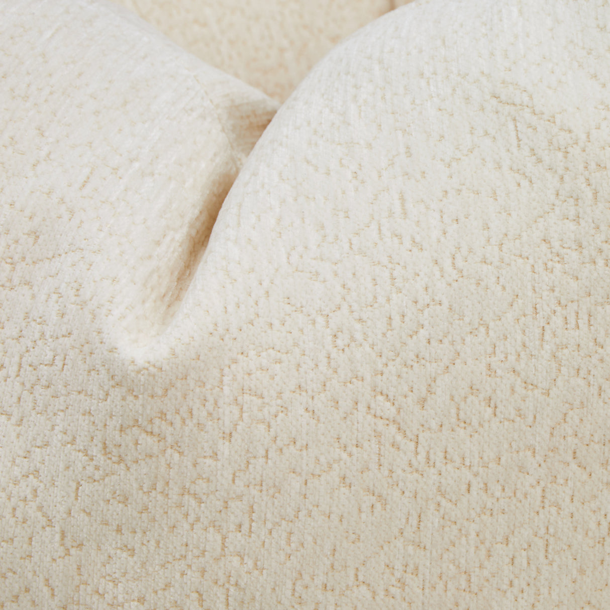 Sassani Gold Loveseat from Michael Amini - Luna Furniture
