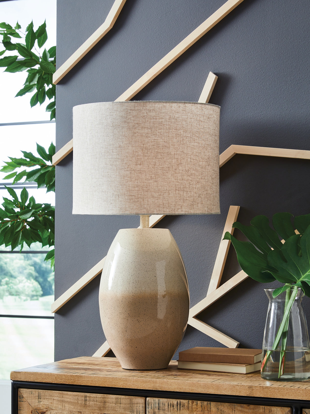 Linas Cream/Beige Table Lamp from Ashley - Luna Furniture