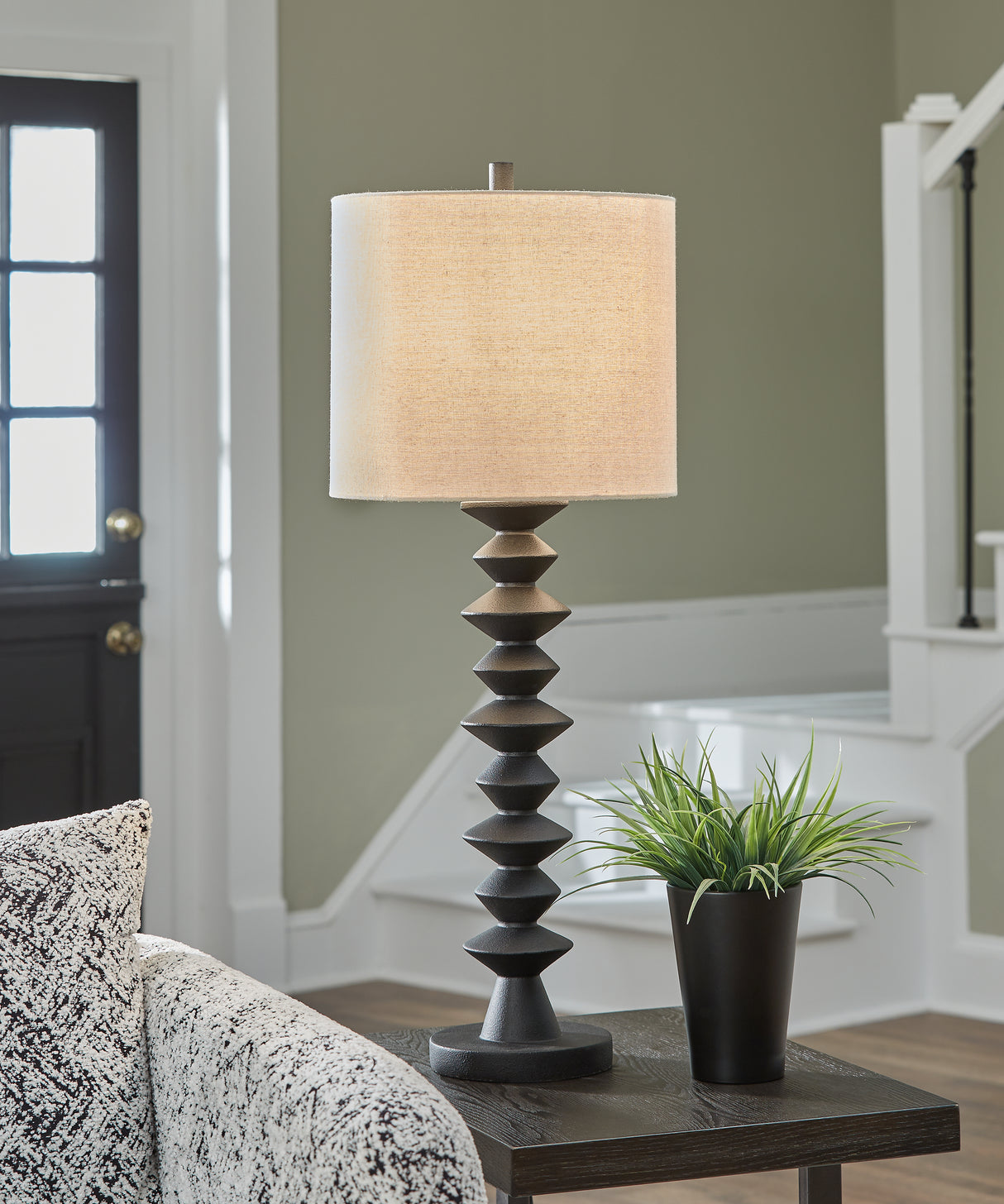 Luanndon Black Buffet Lamp from Ashley - Luna Furniture