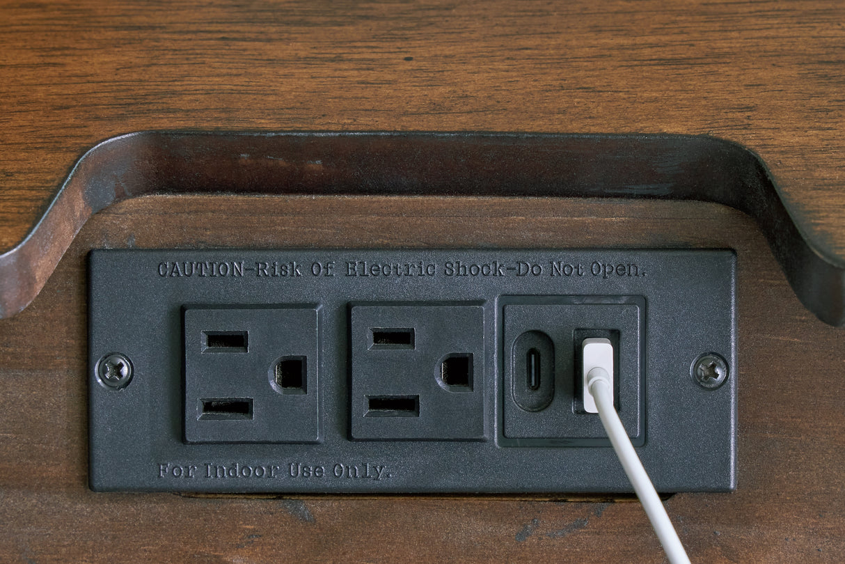 Lyncott Queen Upholstered Bed with Mirrored Dresser, Chest and 2 Nightstands in Brown from Ashley - Luna Furniture