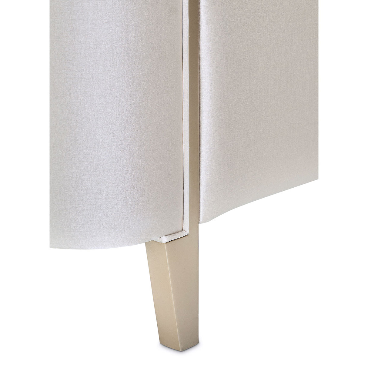 Malibu Crest Chardonnay Queen Panel Bed from Michael Amini - Luna Furniture