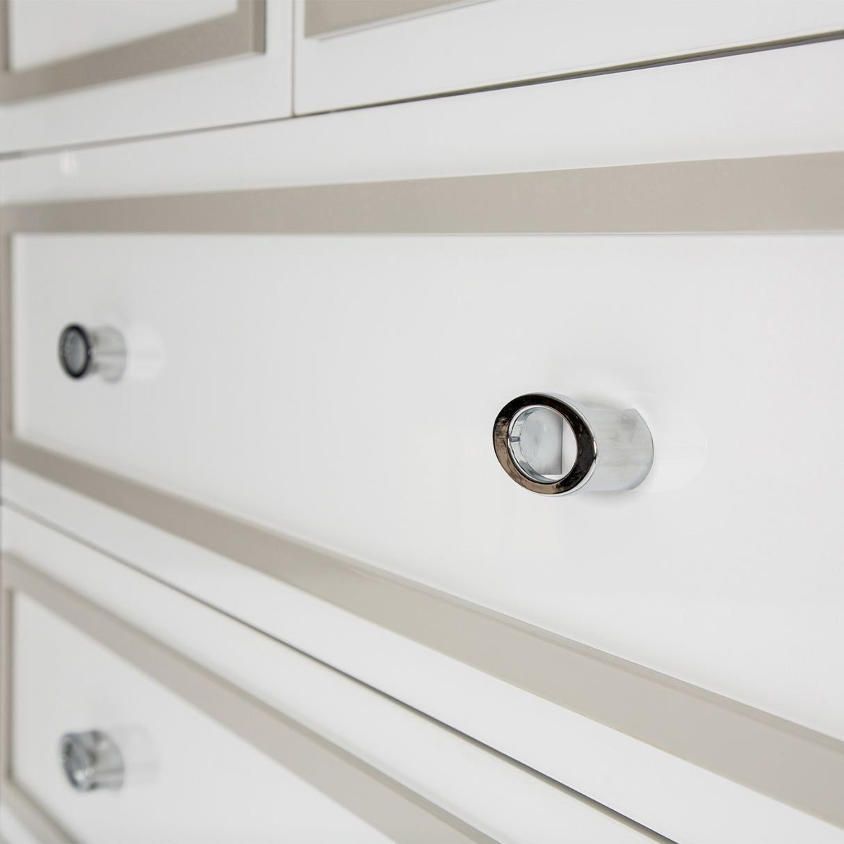 Sky Tower Cloud White 7-drawer Chest from Michael Amini - Luna Furniture