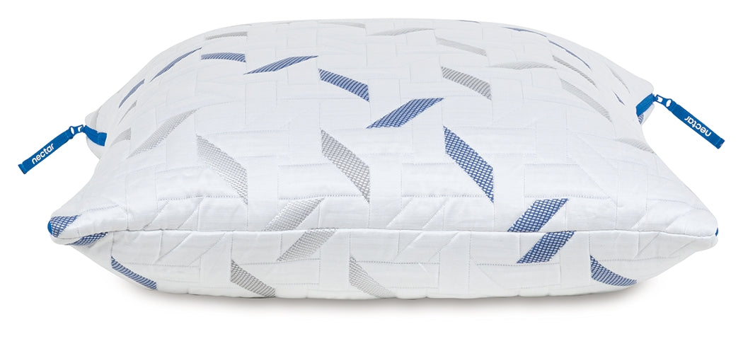NC Premier White Queen/King Pillow, Set of 4 from Ashley Furniture - Luna Furniture