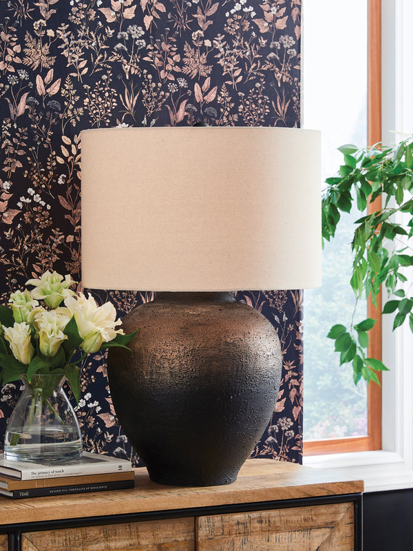 Newgerhard Brown/Black Table Lamp
