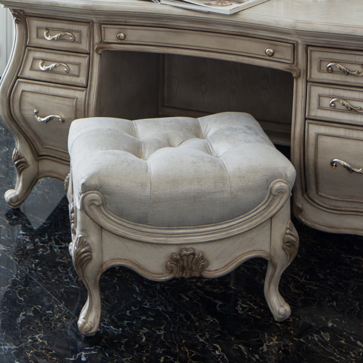 Platine De Royale Champagne Velvet Vanity Bench from Michael Amini - Luna Furniture