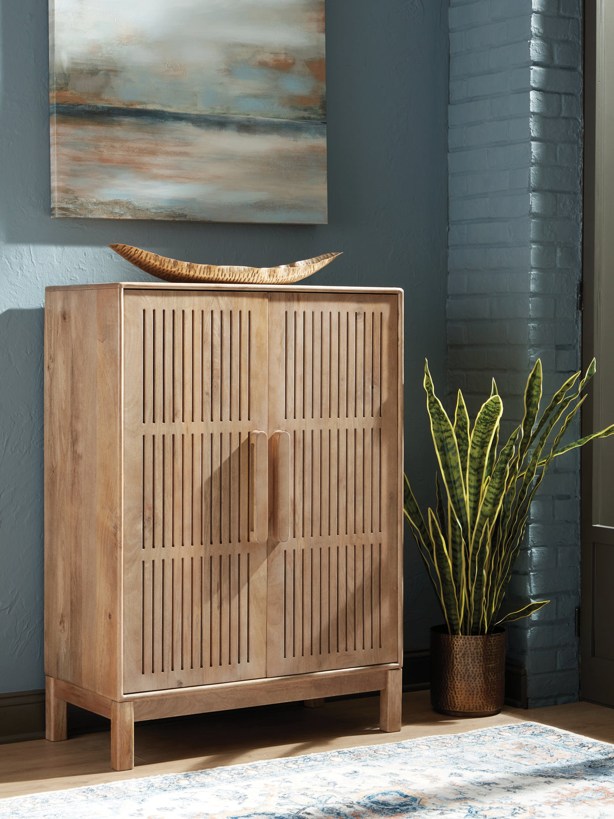 Pellamour Natural Brown Bar Cabinet from Ashley - Luna Furniture
