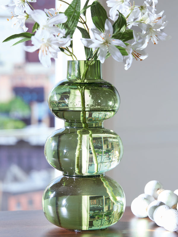 Renethorne Green Vase