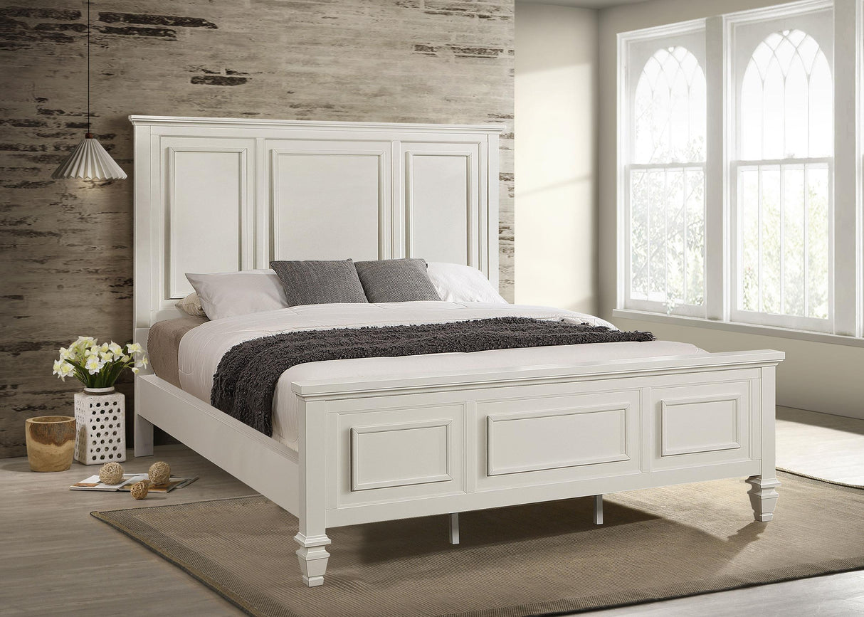 Sandy Beach Cream White California King Panel Bed from Coaster - Luna Furniture