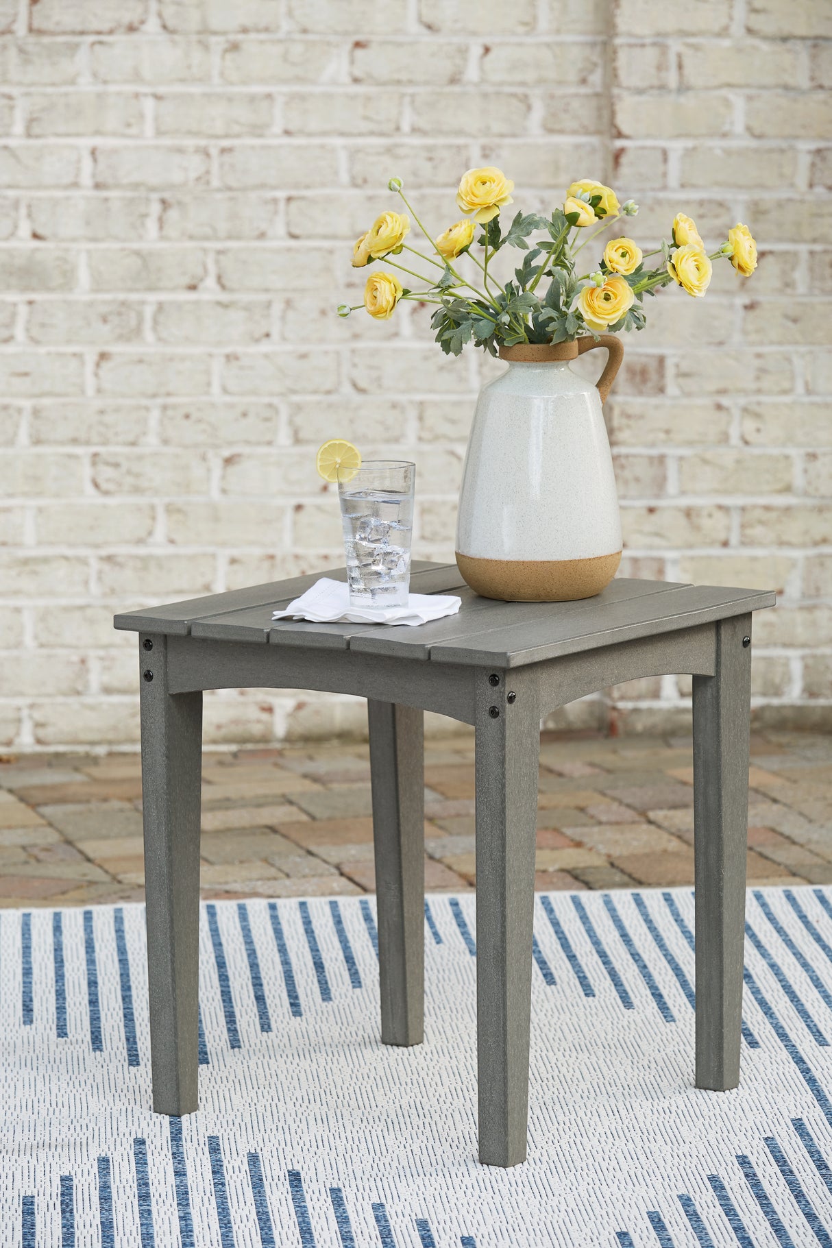 Visola Outdoor Chair with End Table in Gray from Ashley - Luna Furniture