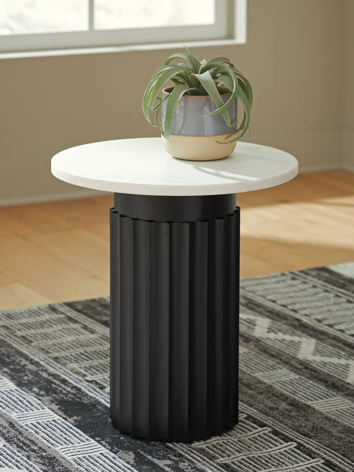 Wainstone Black/White Accent Table from Ashley - Luna Furniture