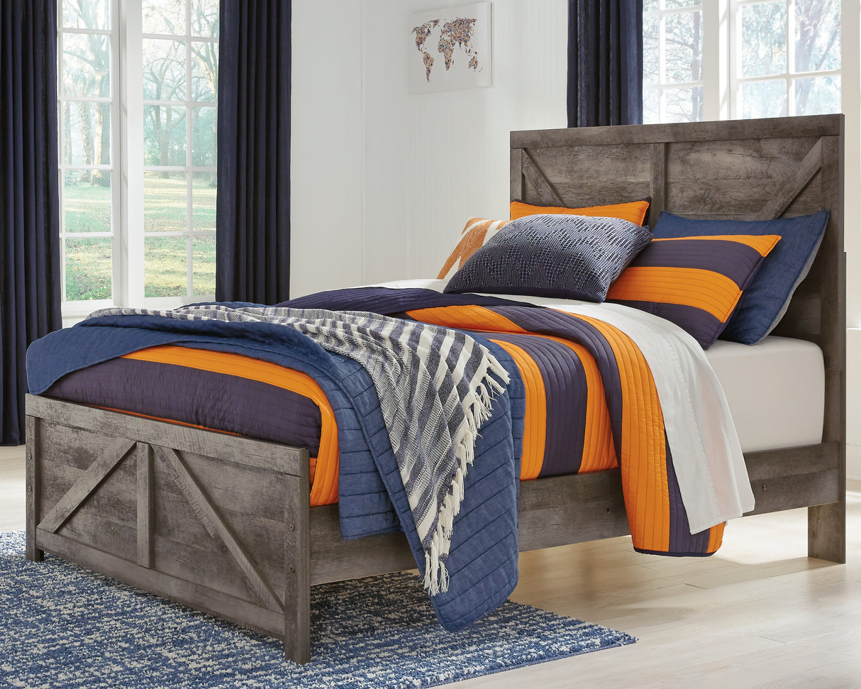 Wynnlow Gray Full Crossbuck Panel Bed and 2 Chests from Ashley - Luna Furniture
