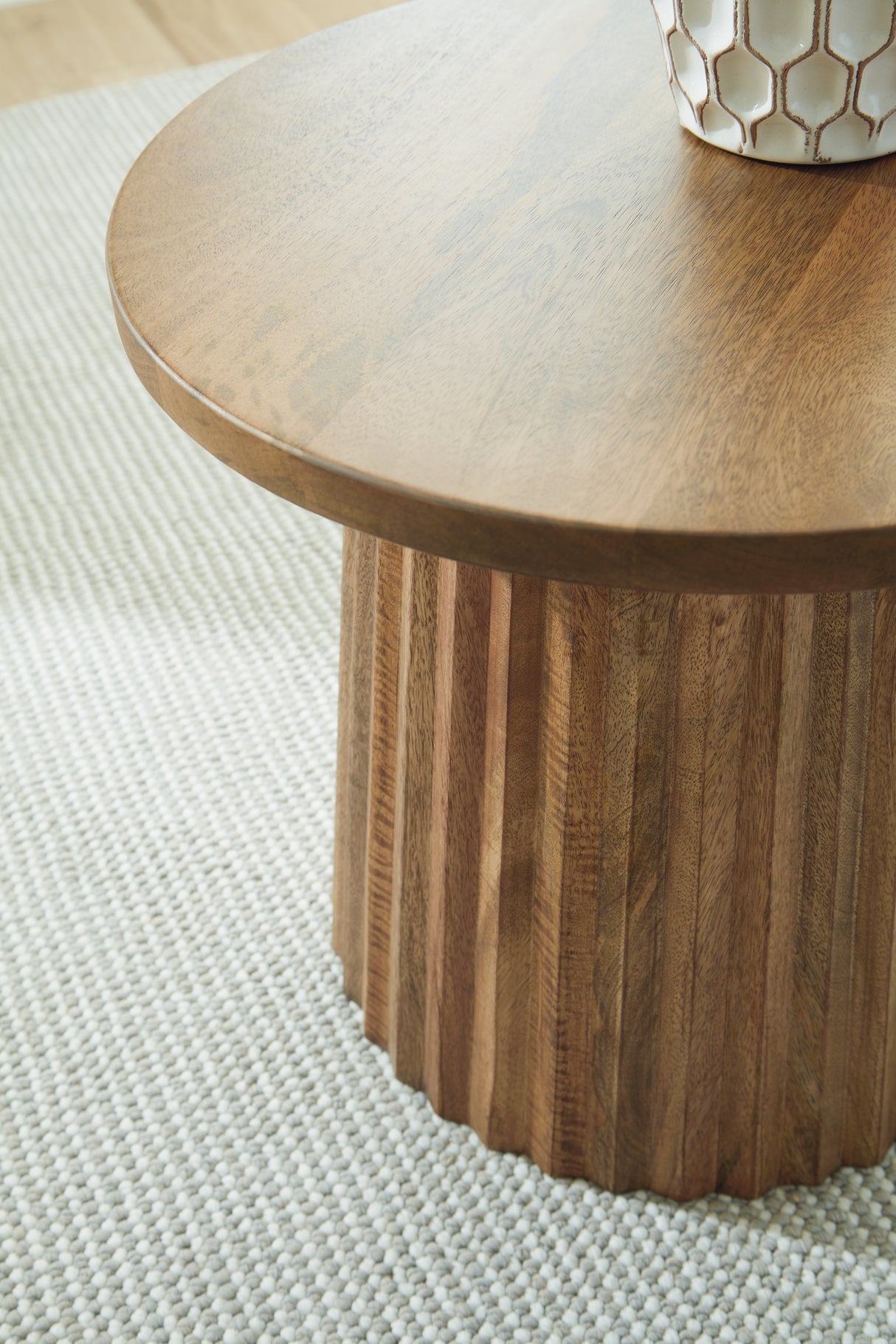 Ceilby Natural Accent Table from Ashley Furniture - Luna Furniture