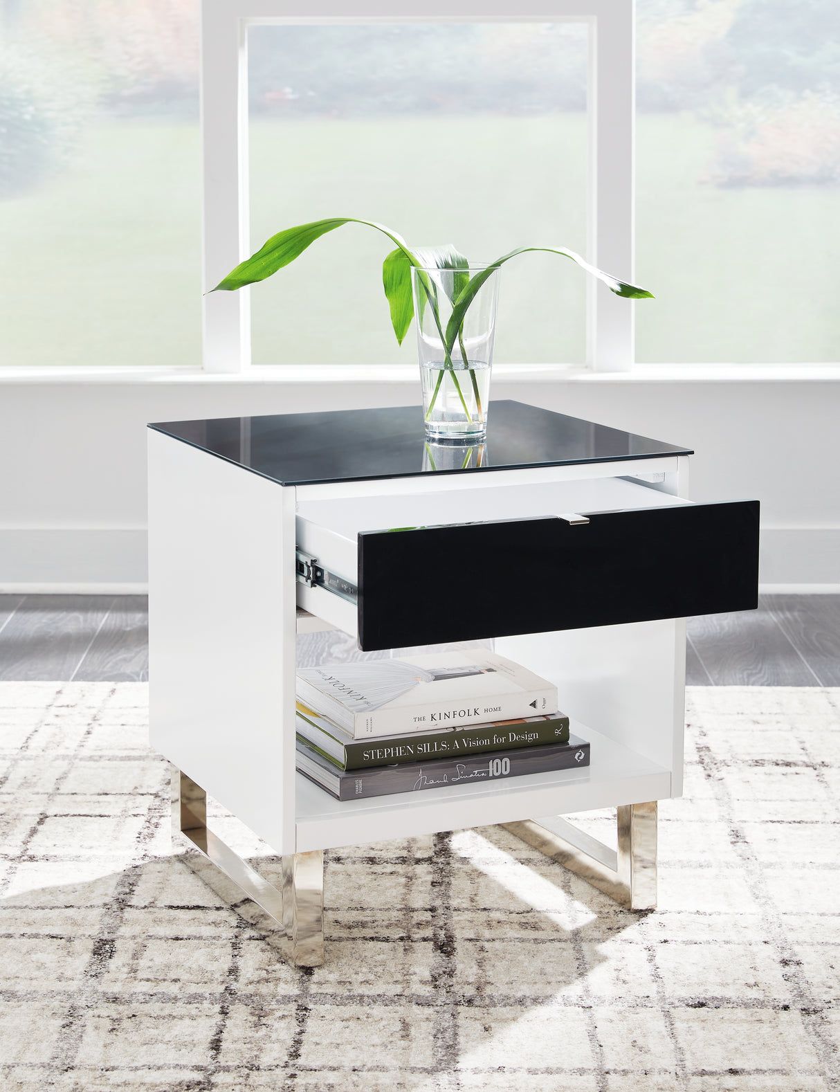 Gardoni White/Black End Table from Ashley - Luna Furniture