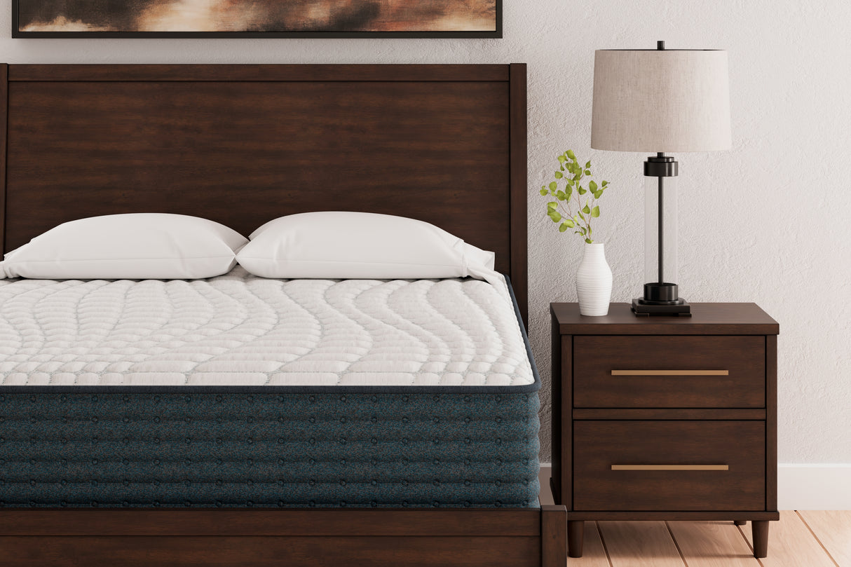 Hybrid 1200 White King Mattress from Ashley - Luna Furniture