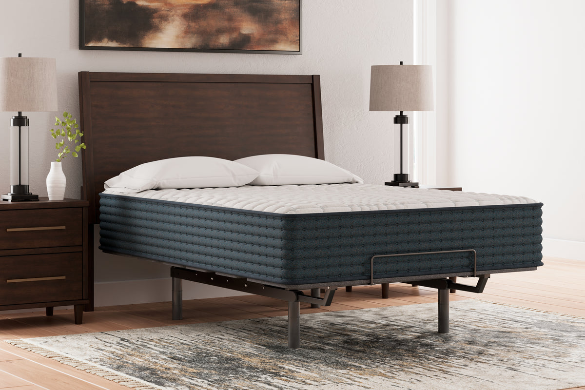 Hybrid 1200 White King Mattress from Ashley - Luna Furniture