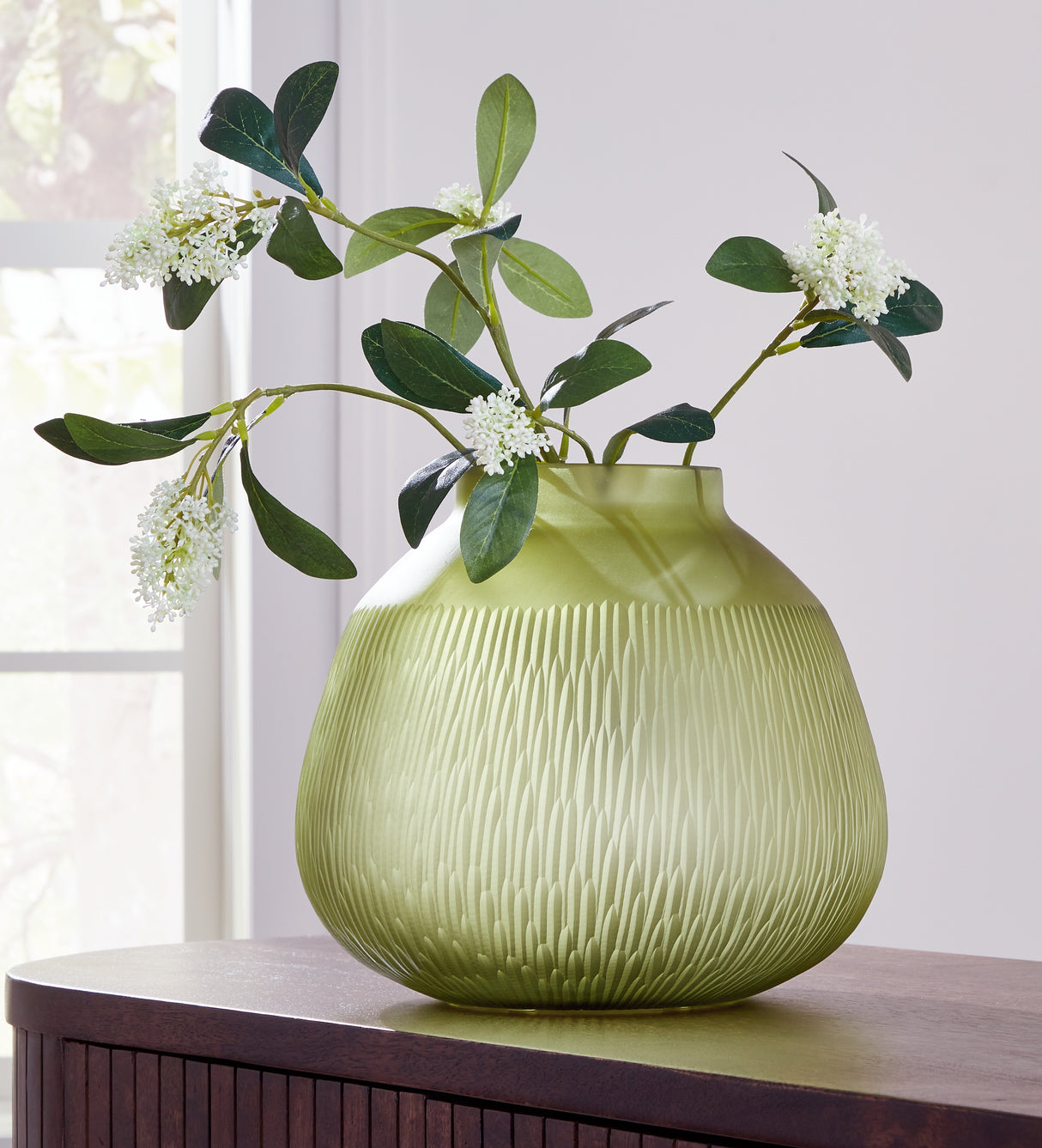 Scottyard Olive Green Vase from Ashley - Luna Furniture