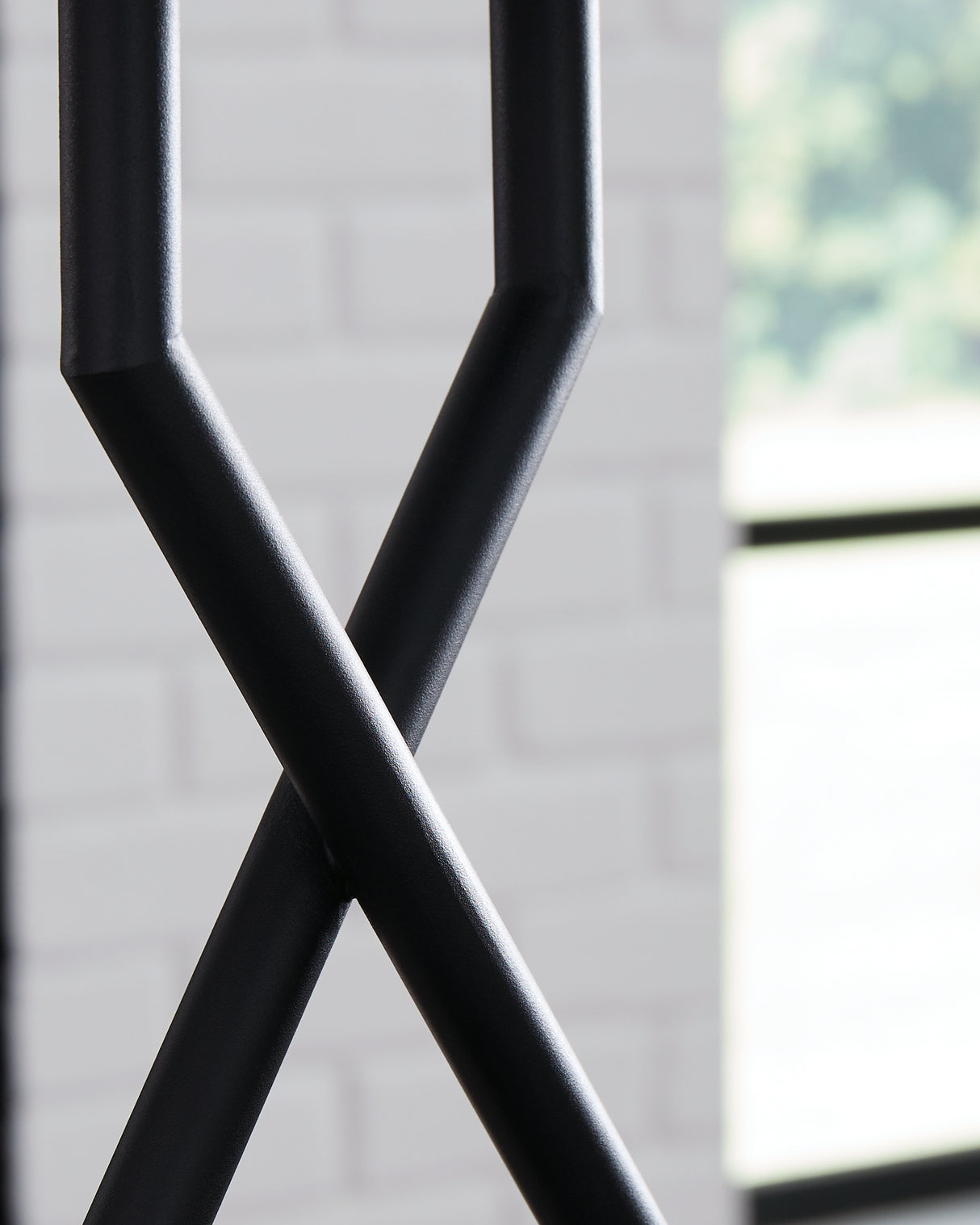 Brookthrone Black Table Lamp from Ashley - Luna Furniture