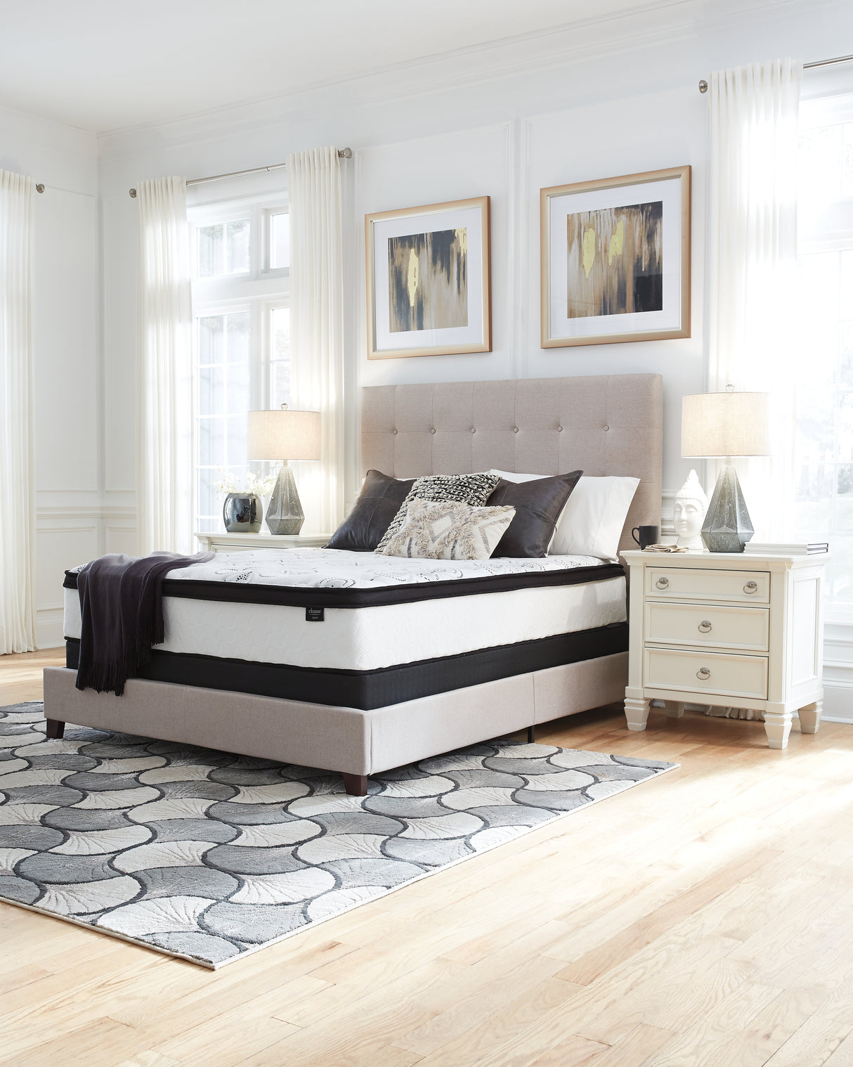 Chime 12 Inch Hybrid White California King Mattress in a Box from Ashley - Luna Furniture