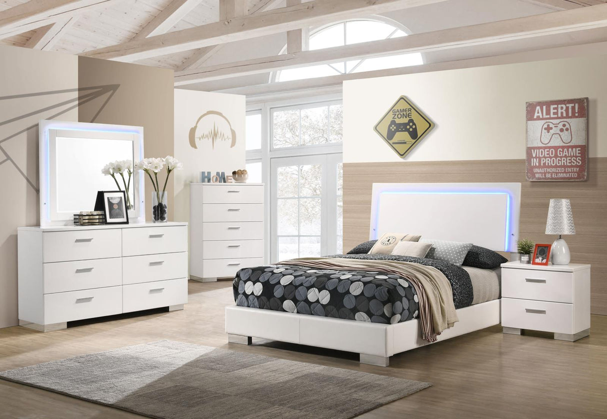 Felicity Glossy White 5-Piece Full Bedroom Set with LED Lighting from Coaster - Luna Furniture