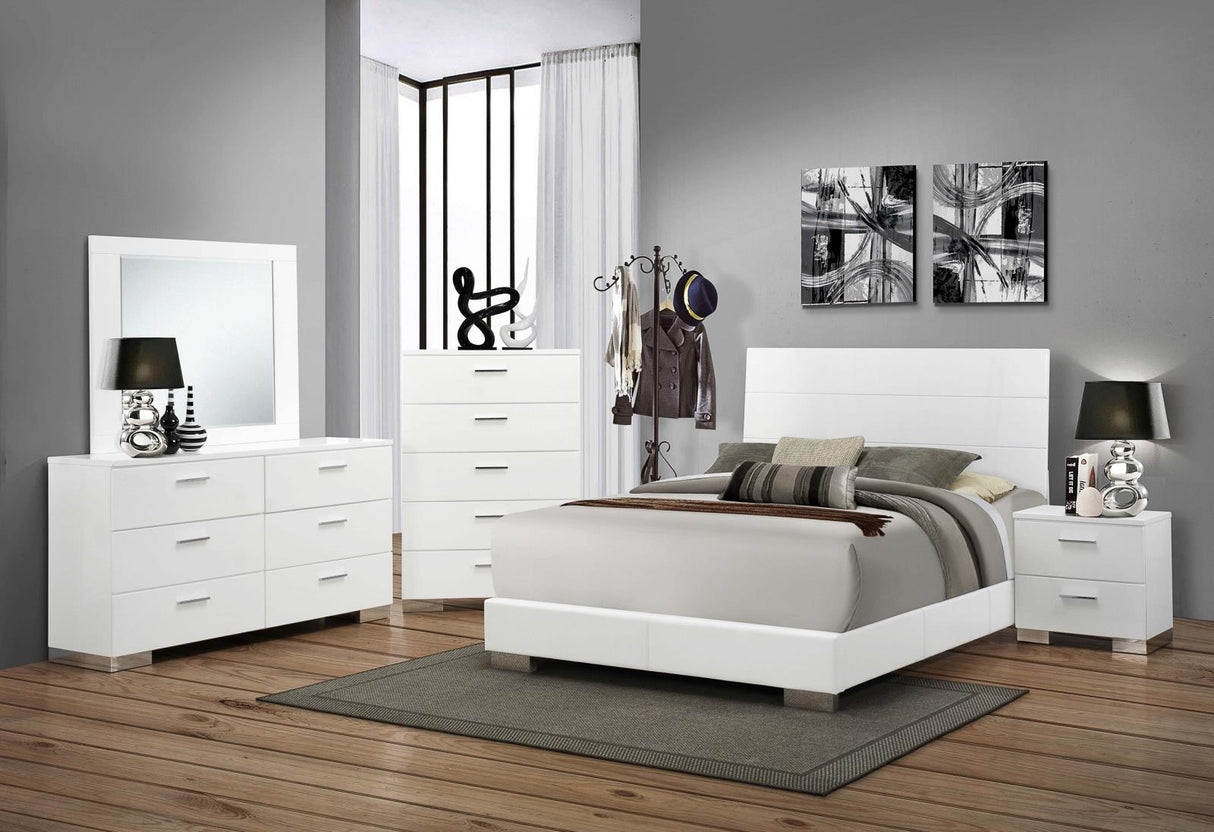 Felicity Glossy White 5-Piece California King Bedroom Set with LED Headboard and Mirror from Coaster - Luna Furniture