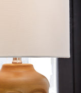 Gierburg Ochre Table Lamp - L180204 - Luna Furniture