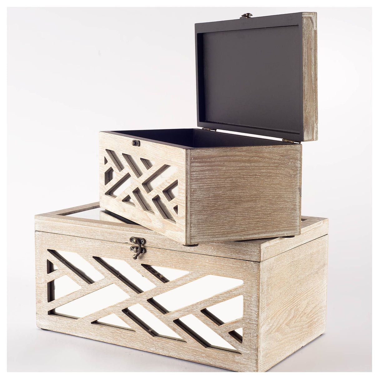Tiffany (Set of 2) Off-White Wooden W/ Mirror Inlay Chevron Boxes from Mercana - Luna Furniture