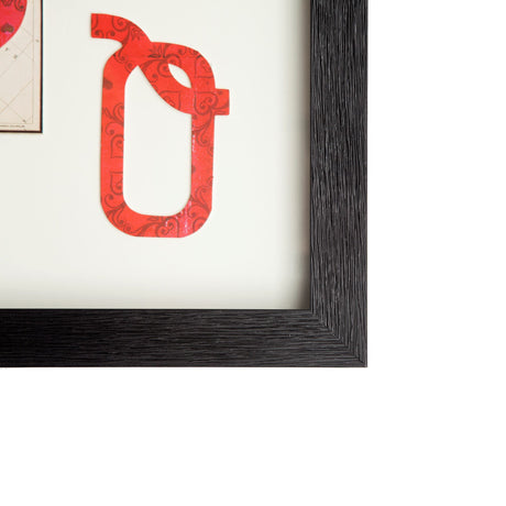 Queen of Hearts II Playing Card a Paper Mosaik Collage Framed Art under Glass from Mercana - Luna Furniture