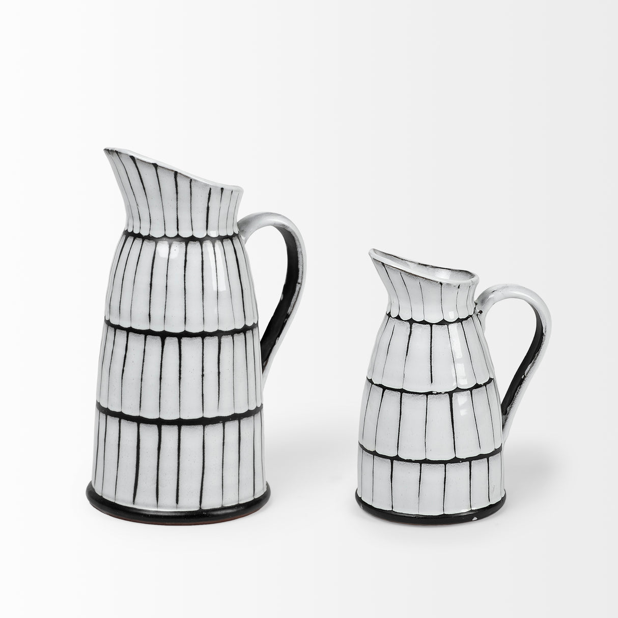 Lome Small White/Black Ceramic Jug from Mercana - Luna Furniture
