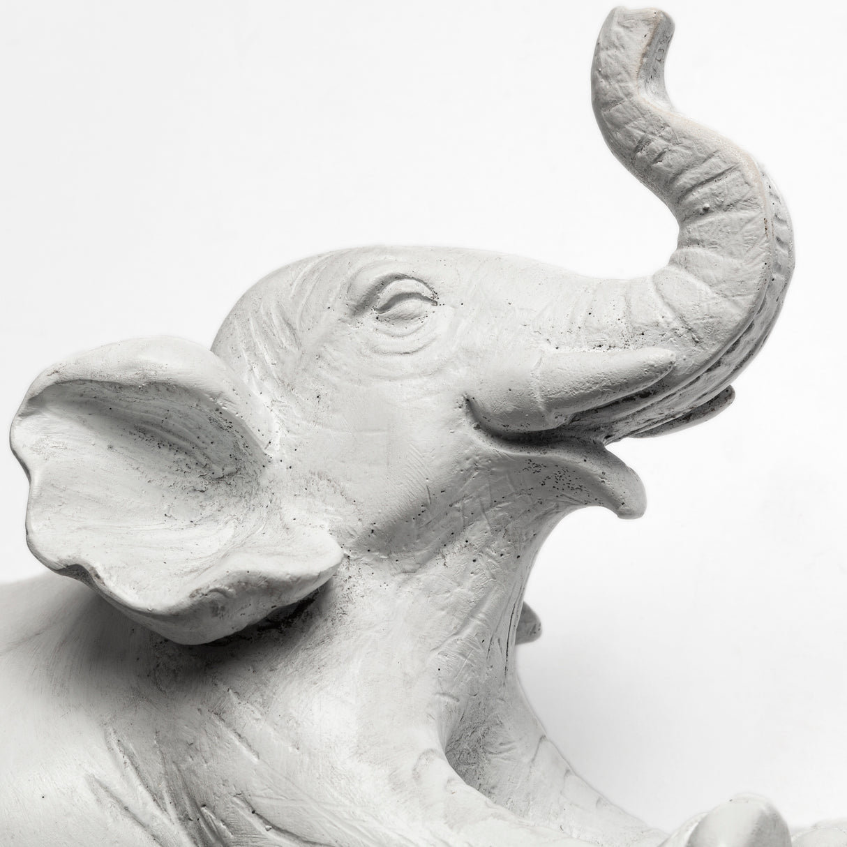 Maynard Set of 2 White Elephant Wall Decorations from Mercana - Luna Furniture