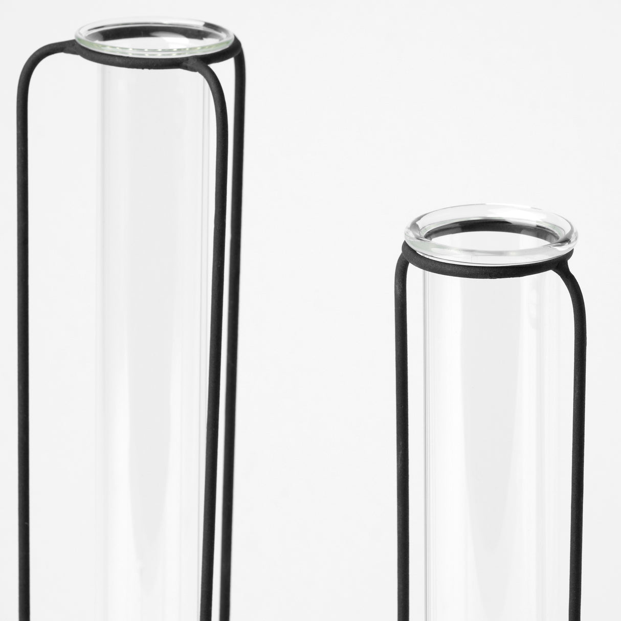 Beeker Set Of Three Black Metal Test Tube Style Vases from Mercana - Luna Furniture