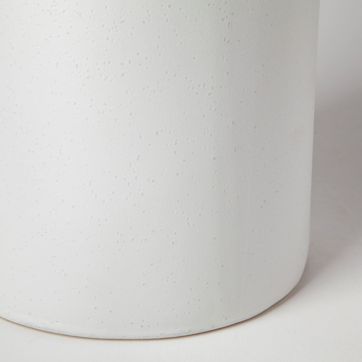 Kira I Small White Pinstripe Ceramic Vase from Mercana - Luna Furniture