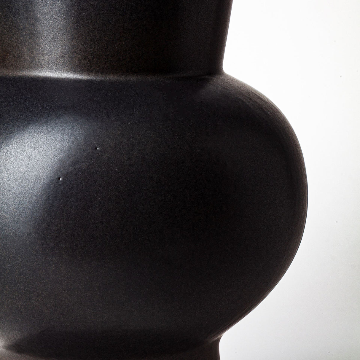 Laforge II Black Ceramic Vase from Mercana - Luna Furniture