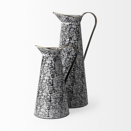 Colette Small Black/White Patterned Vase from Mercana - Luna Furniture