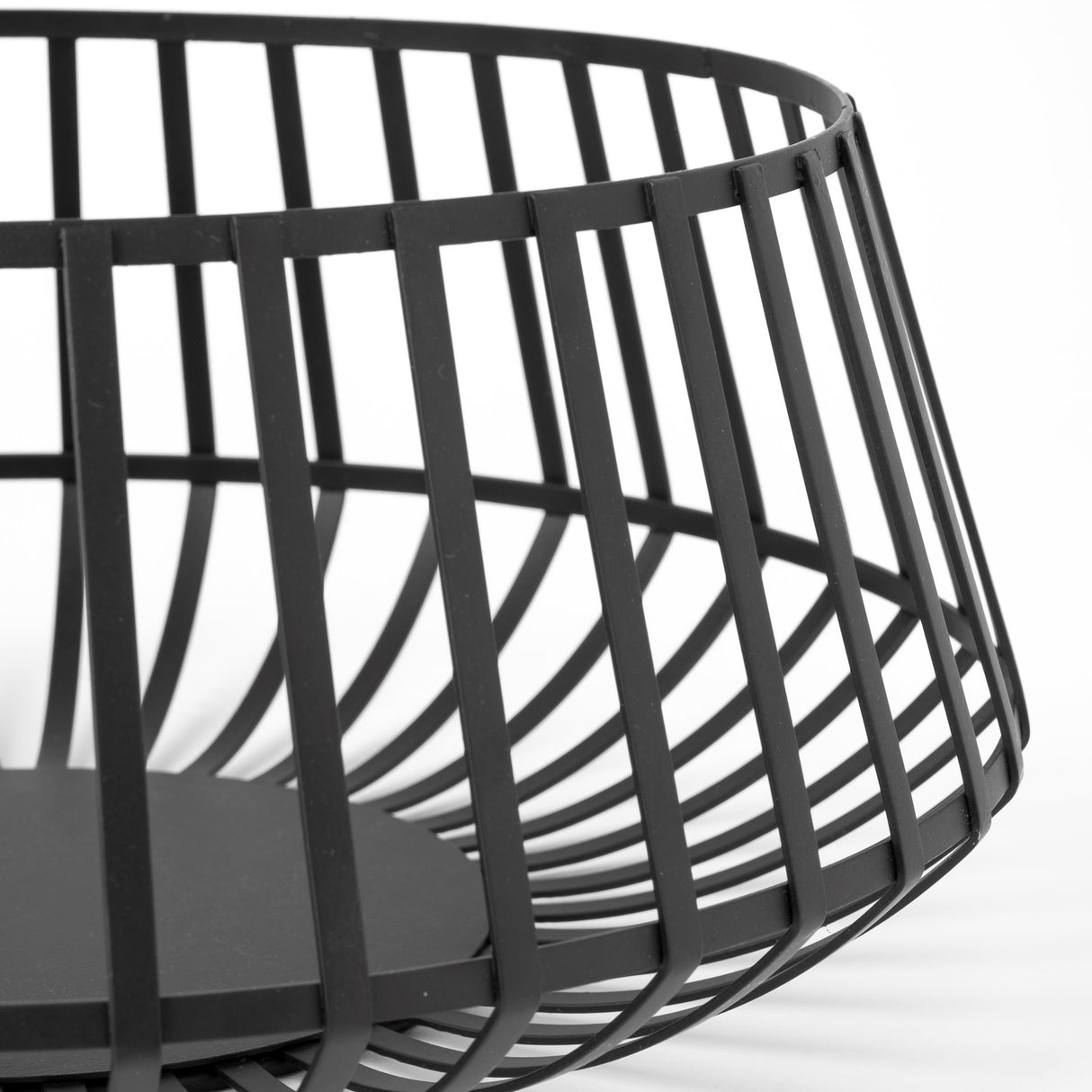 Emilio Set of 2 Black Metal Slated Bowls from Mercana - Luna Furniture