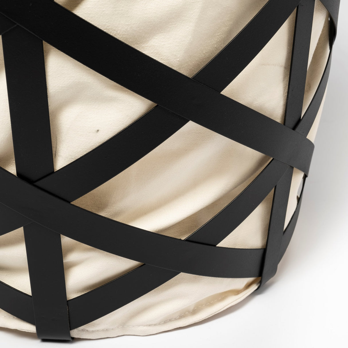Liya 18L x 15W Black Metal Basket with Cream Fabric Liner from Mercana - Luna Furniture