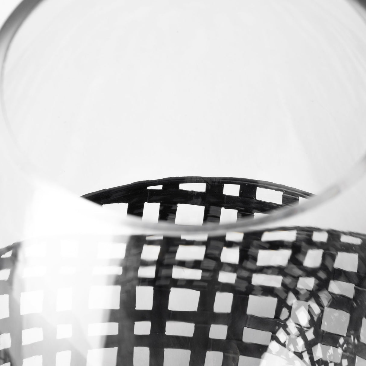 Reena I Small Black Woven Metal Base Table Candle Holder from Mercana - Luna Furniture