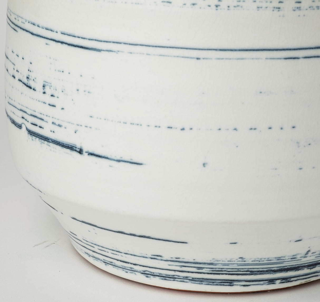 Sonnett Tall White/Blue Ceramic Vase from Mercana - Luna Furniture