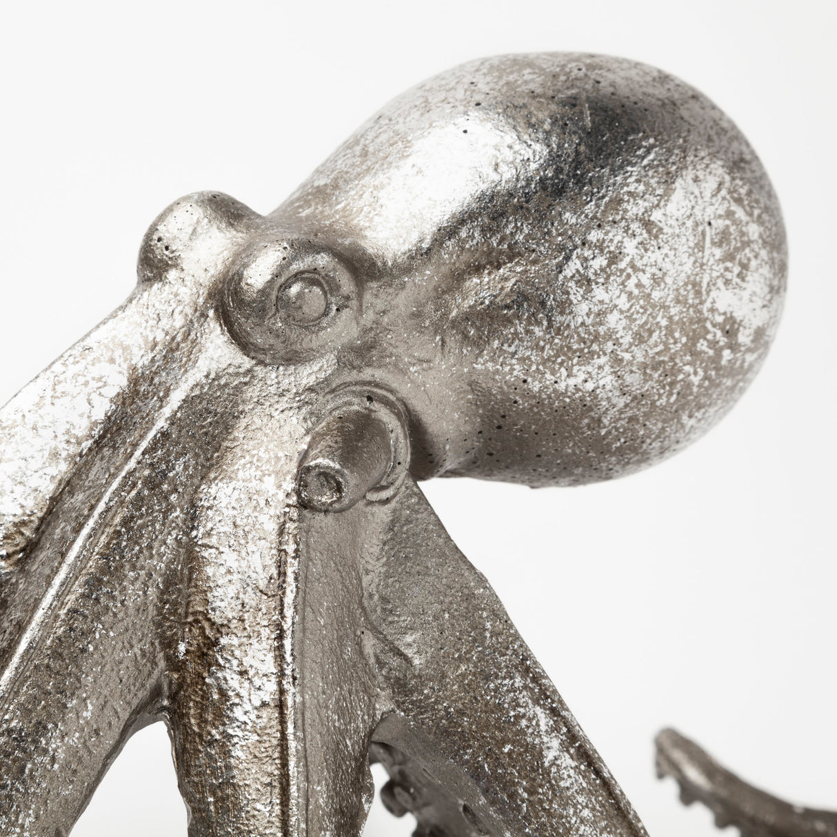 Strafford Small 10L x 9W Silver Resin Octopus from Mercana - Luna Furniture