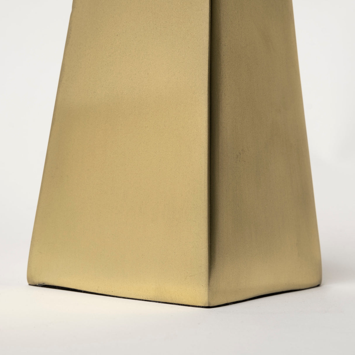Giza (Set of 2) 4L x 4W Gold Elongated Pyramids from Mercana - Luna Furniture