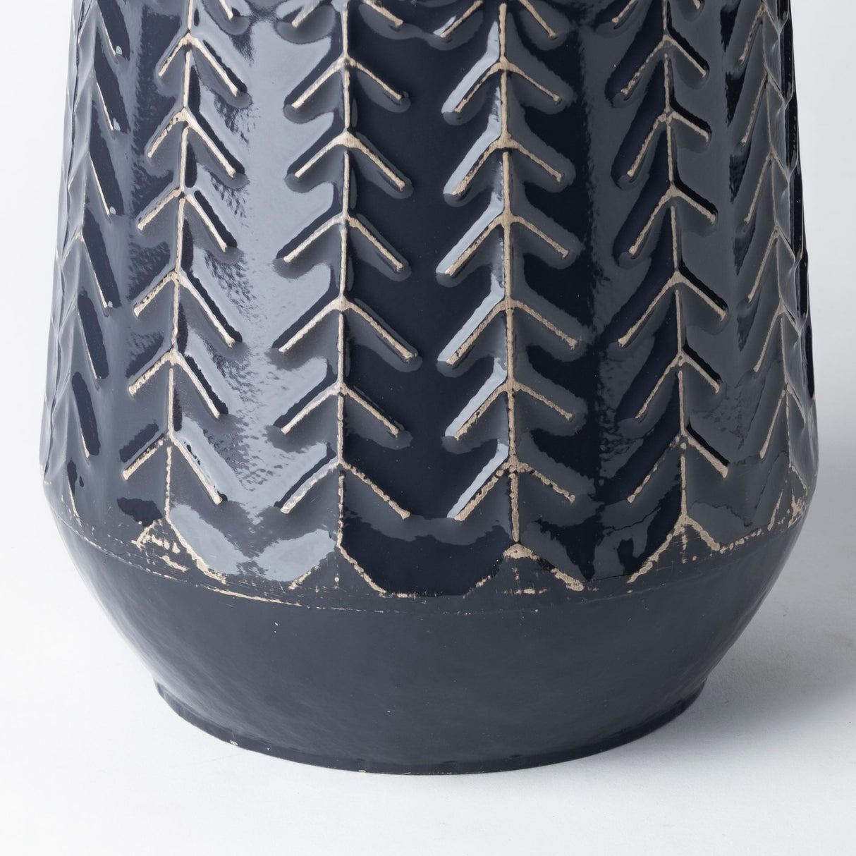 Gemma I Metal Glossy Dark Blue Chevron Vase from Mercana - Luna Furniture