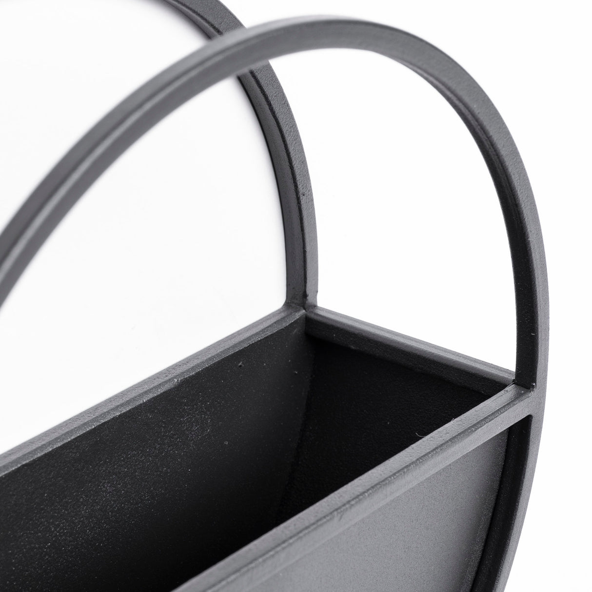 Hank Set of 2 Black Metal Hanging Wall Planters from Mercana - Luna Furniture