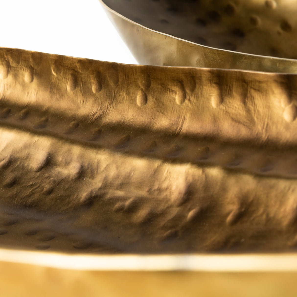 Karmen (Set of 2) Gold Hammered Oversized Bowls from Mercana - Luna Furniture