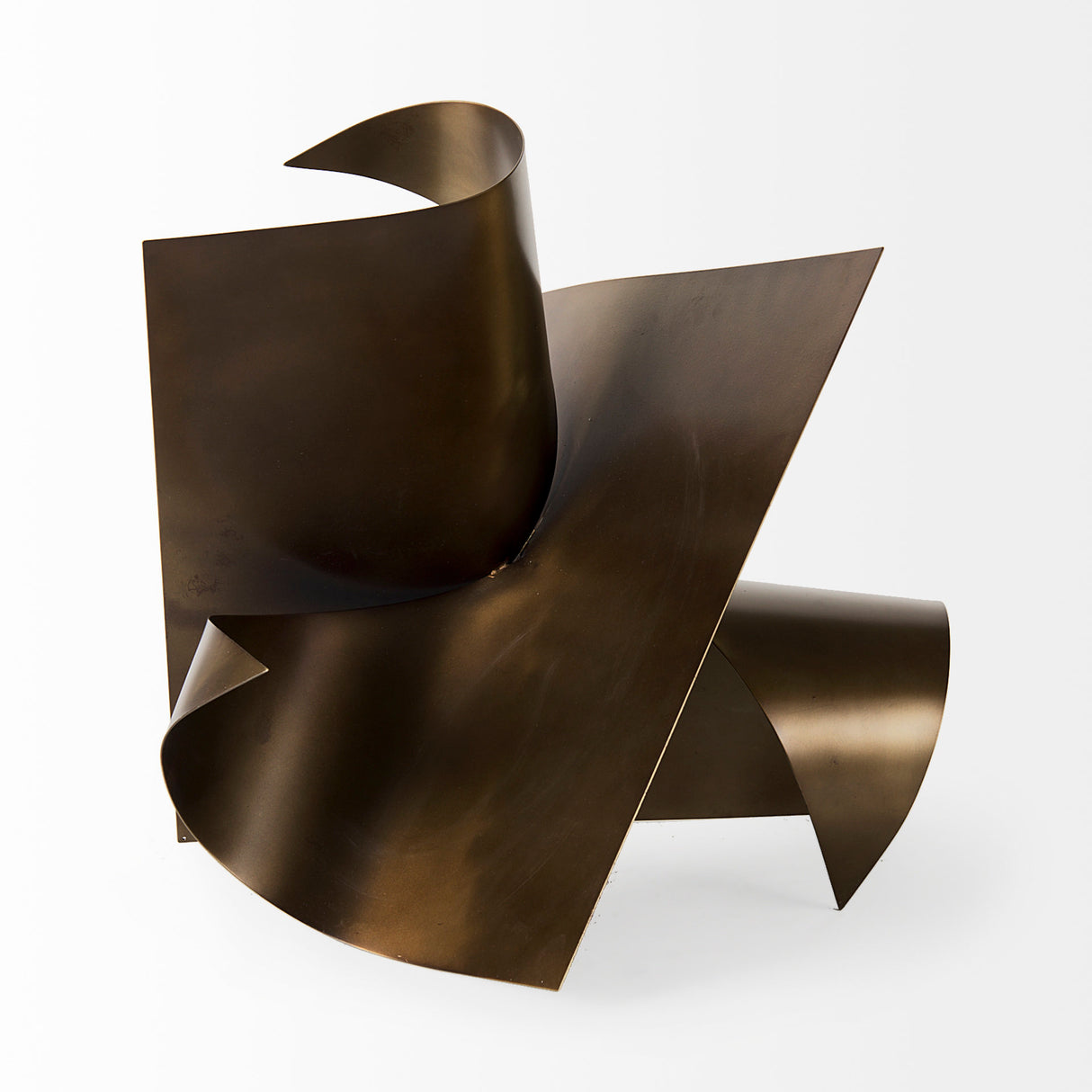 Francesca 18.1L x 18.1W x 18.1H Antique Gold Metal Sculptural Decorative Object from Mercana - Luna Furniture