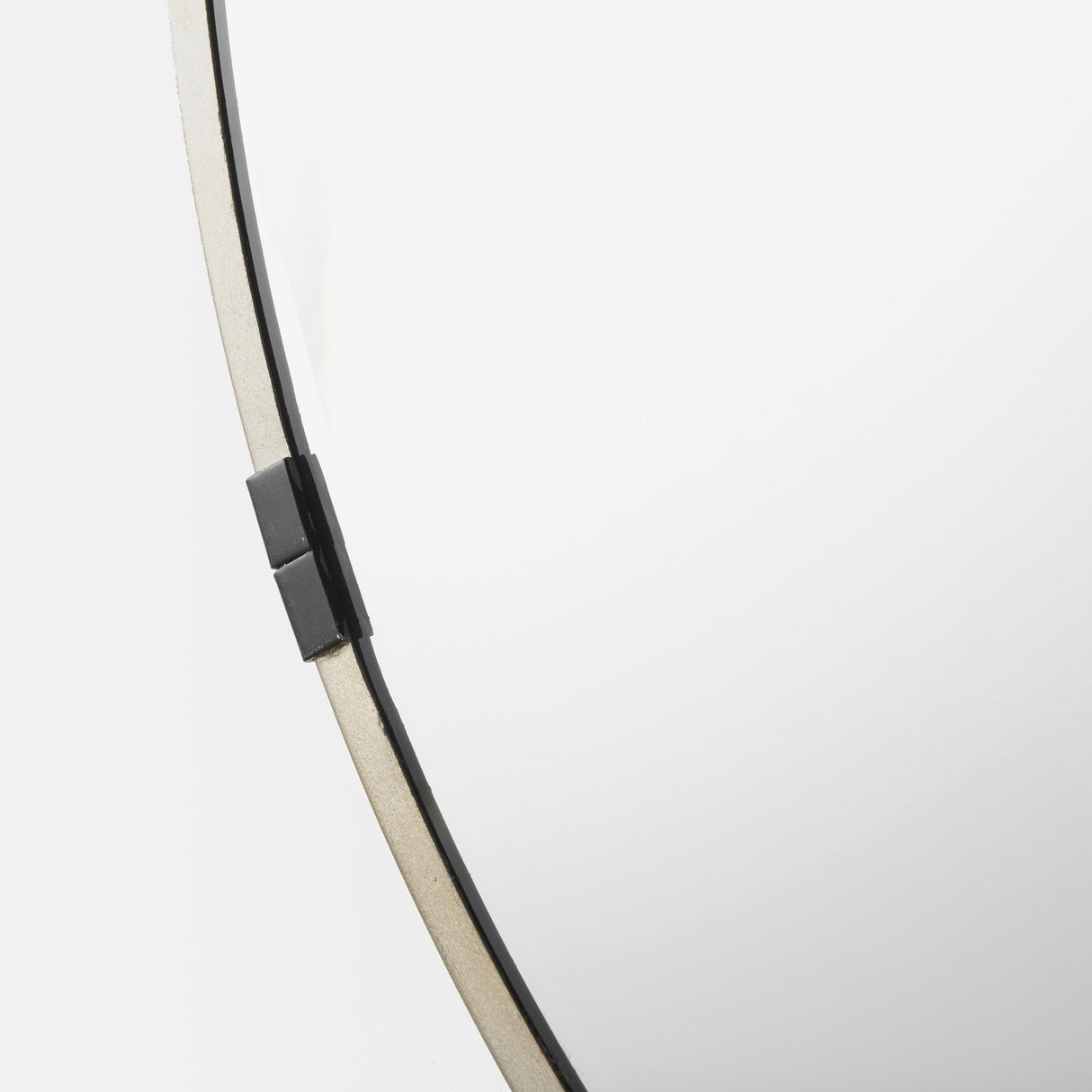 Melissa 23" Small Round Gold Metal Wall Mirror from Mercana - Luna Furniture