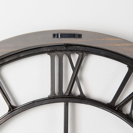 Mething Gray 25" Medium Farmhouse Wall Clock from Mercana - Luna Furniture