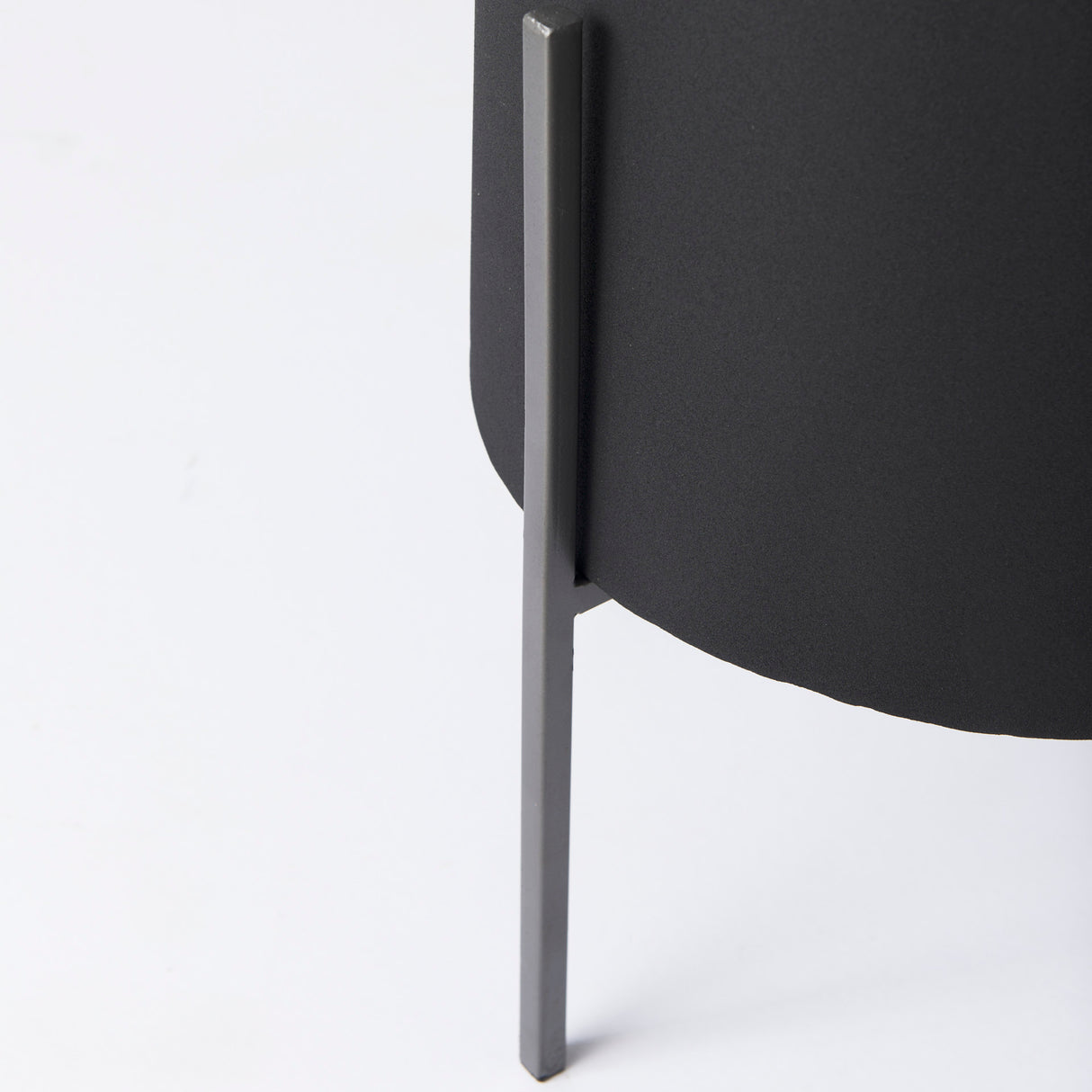 Claypoole (Set of 3) Black Plant Stands from Mercana - Luna Furniture