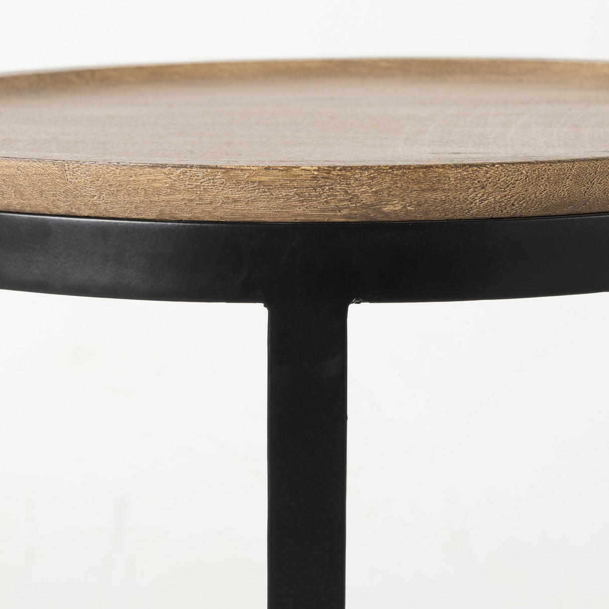 Aisley (Set of 2) 19.3L x 19.3W x 19H Light Brown Wood W/ Black Metal Base Round Nesting Side Tables from Mercana - Luna Furniture