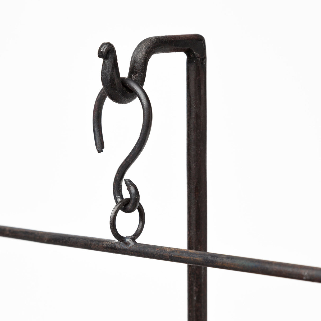 Adilah 16L x 10W Black Metal Vintage Inspired Weighing Scale from Mercana - Luna Furniture