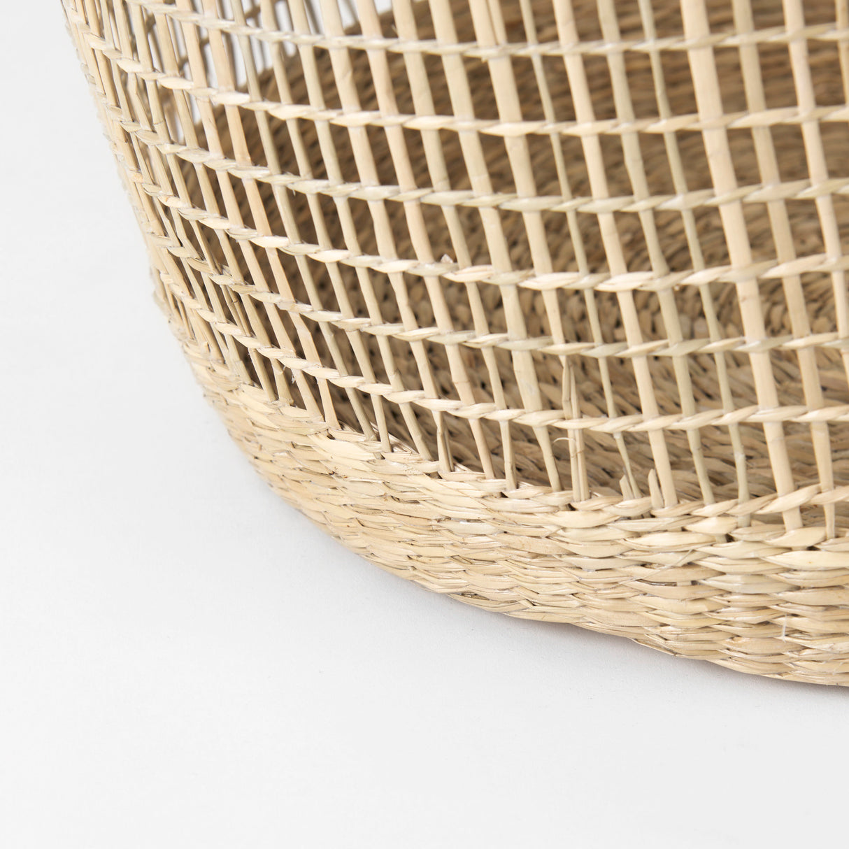 Bowie 19.7L x 19.7W x 19.7H (Set of 3) Medium Brown Seagrass Round Basket W/ Handles from Mercana - Luna Furniture
